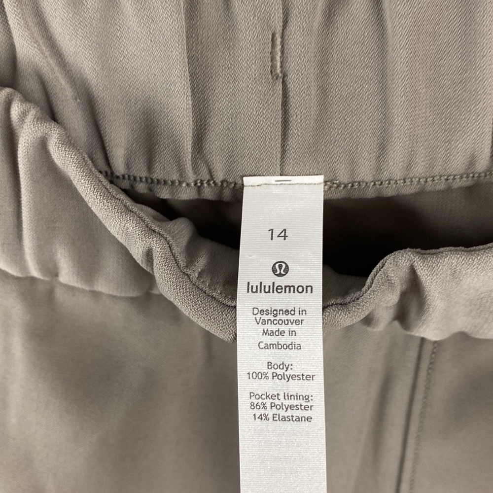 Lululemon Stretch High Rise Pant 7/8 Length Pockets Drawstring Grey Size 14 - Picture 9 of 16
